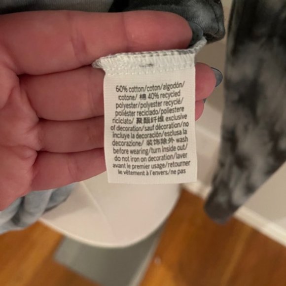 PINK Thin Tye Dye Turtleneck - Picture 6 of 6